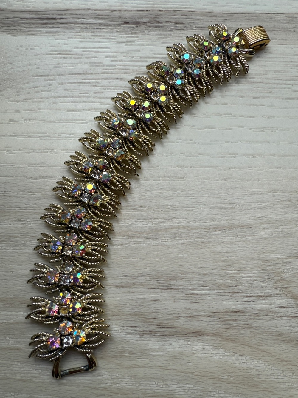 Vintage Coro Aurora Borealis AB Rhinestone Bracelet Gold tone Corocraft Pegasus - Picture 5 of 15